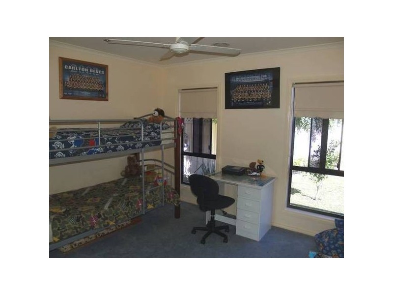 18 Reynolds Drive, Numurkah VIC 3636