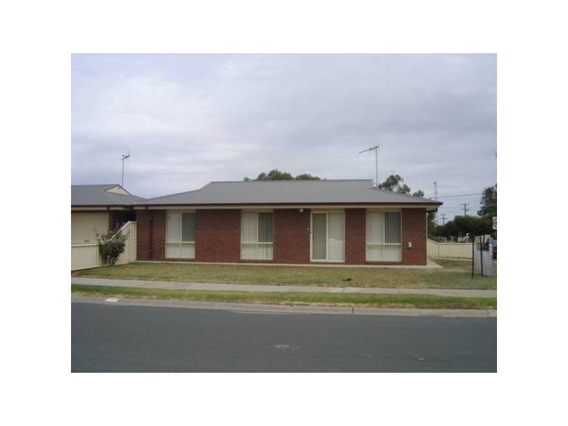 23/1 Saxton Street, Numurkah VIC 3636