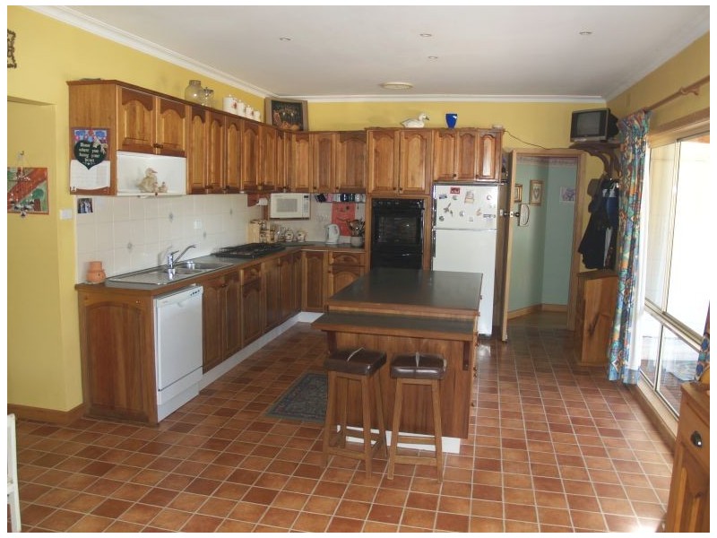 42 Paterson Street, Numurkah VIC 3636