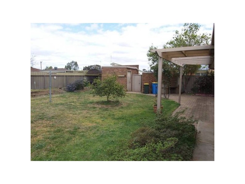 18 Cullen Court, Numurkah VIC 3636