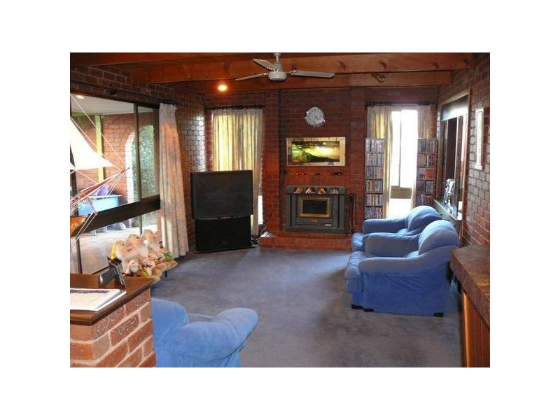 19 William Street, Numurkah VIC 3636