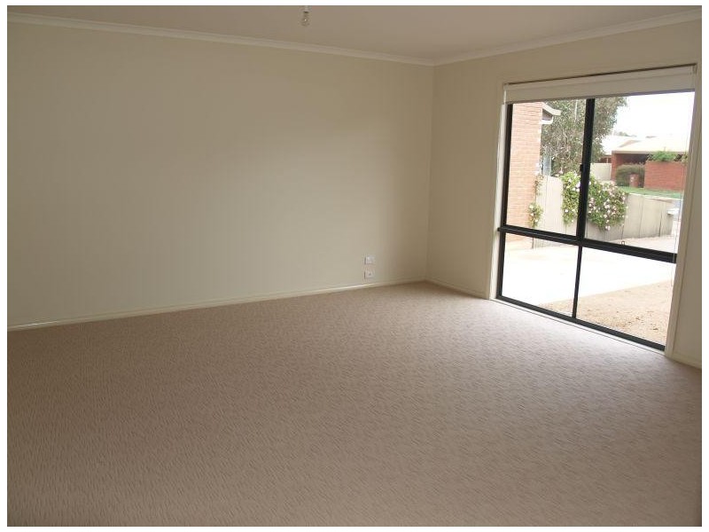 8 William Street, Numurkah VIC 3636
