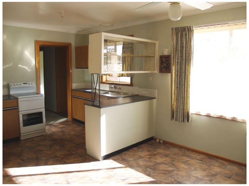 17 Rowe Street, Numurkah VIC 3636