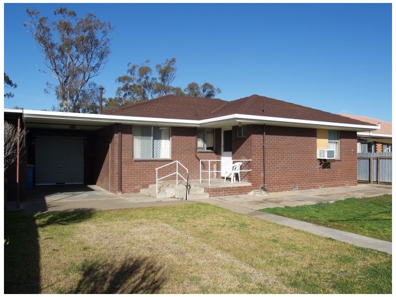 17 Rowe Street, Numurkah VIC 3636