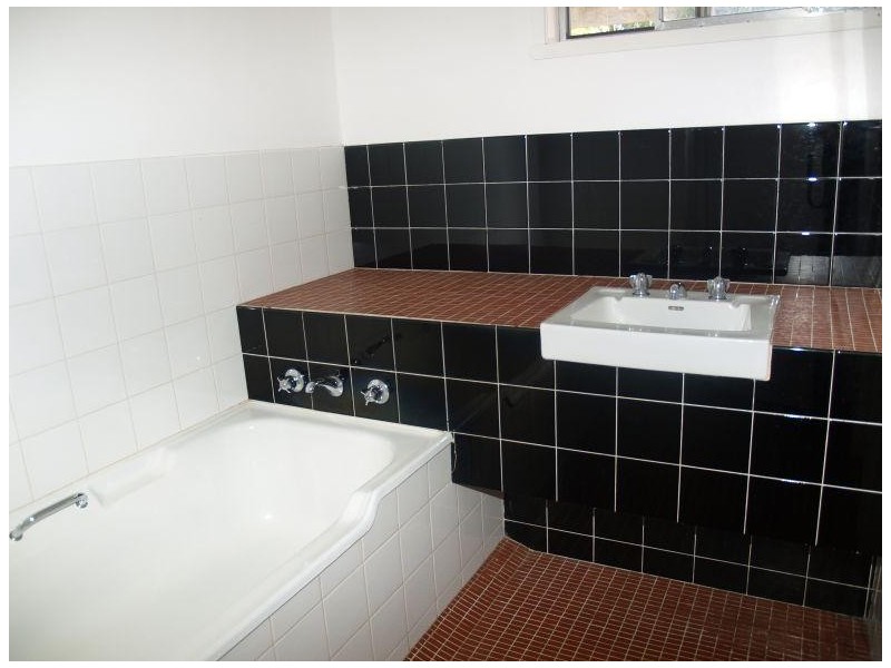 51 Pine Street, Numurkah VIC 3636