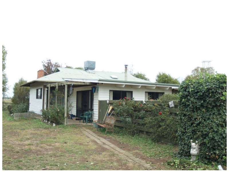 1300 Sandmount Road, Katunga VIC 3640