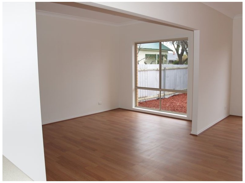 2/81 Saxton Street, Numurkah VIC 3636