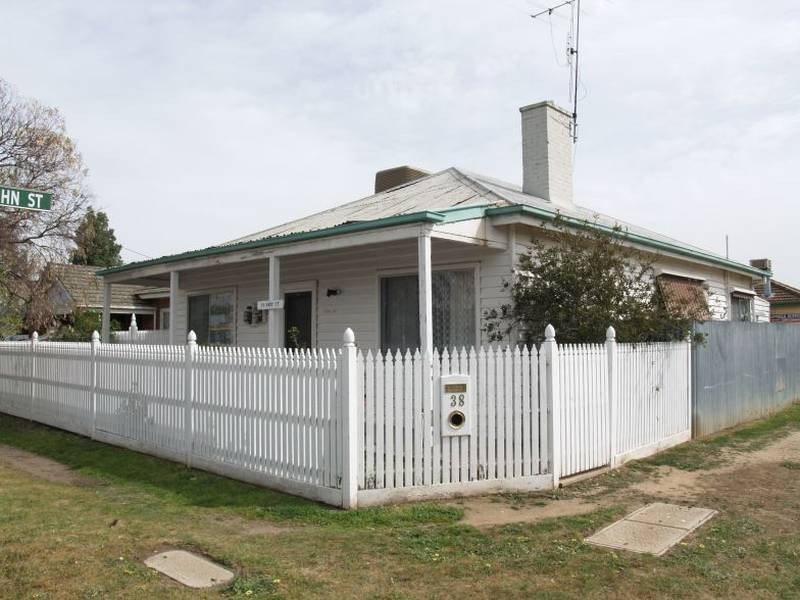38 Knox Street, Numurkah VIC 3636