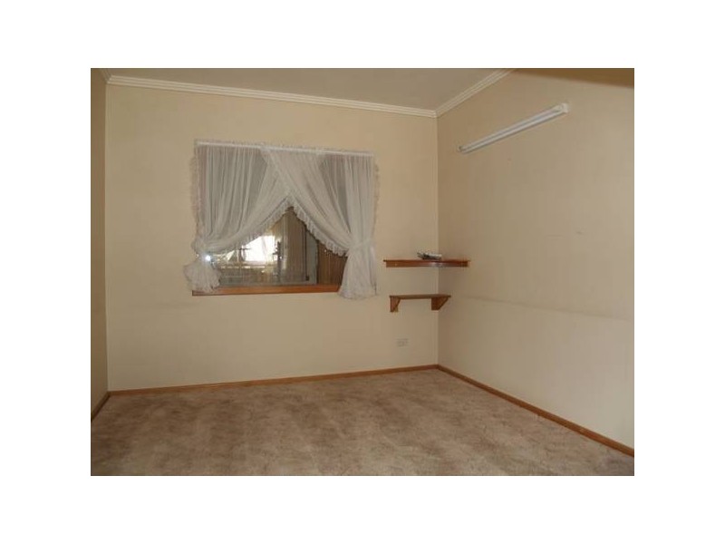 8 Katamatite Road, Numurkah VIC 3636