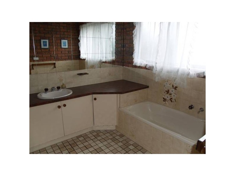 61 Russell Street, Numurkah VIC 3636