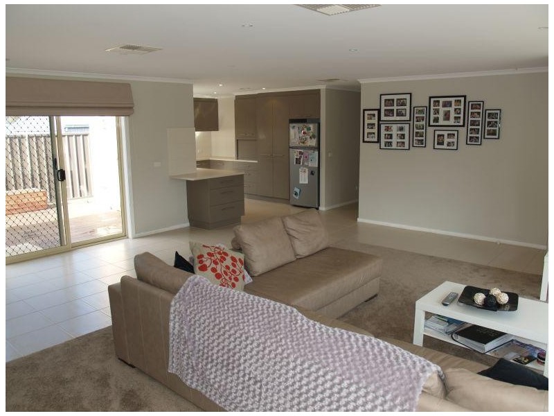 1/11 Tunnock Road, Numurkah VIC 3636
