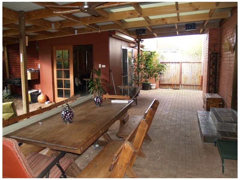 16 McDonald Street, Numurkah VIC 3636