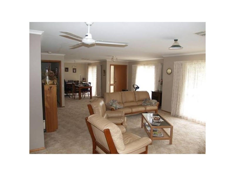 15 Carrs Road, Katunga VIC 3640