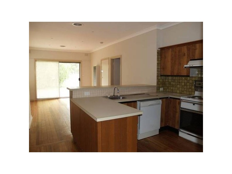 11 Welch Street, Wunghnu VIC 3635