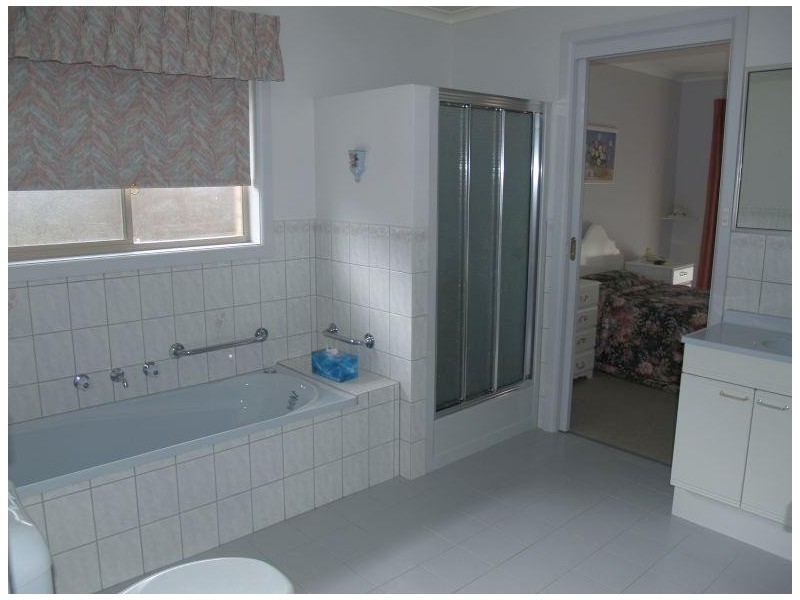 15 Cullen Court, Numurkah VIC 3636