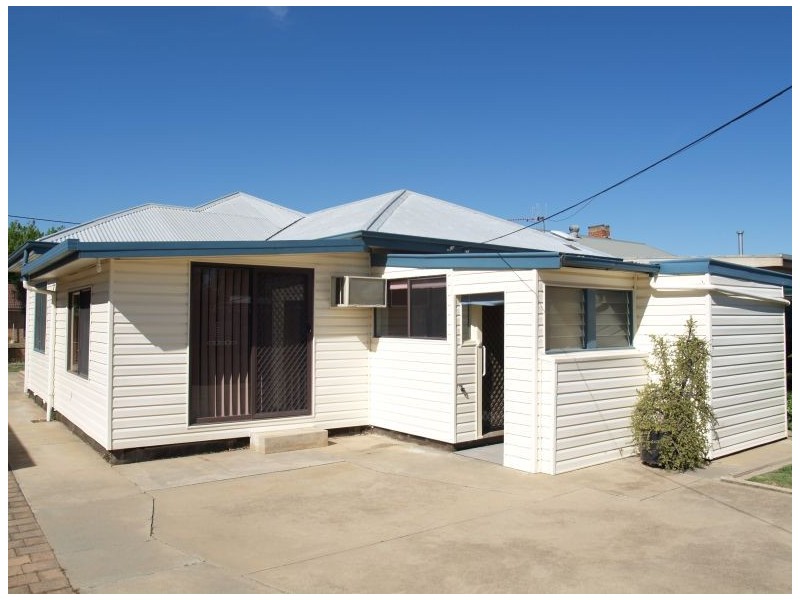 42 Quinn Street, Numurkah VIC 3636