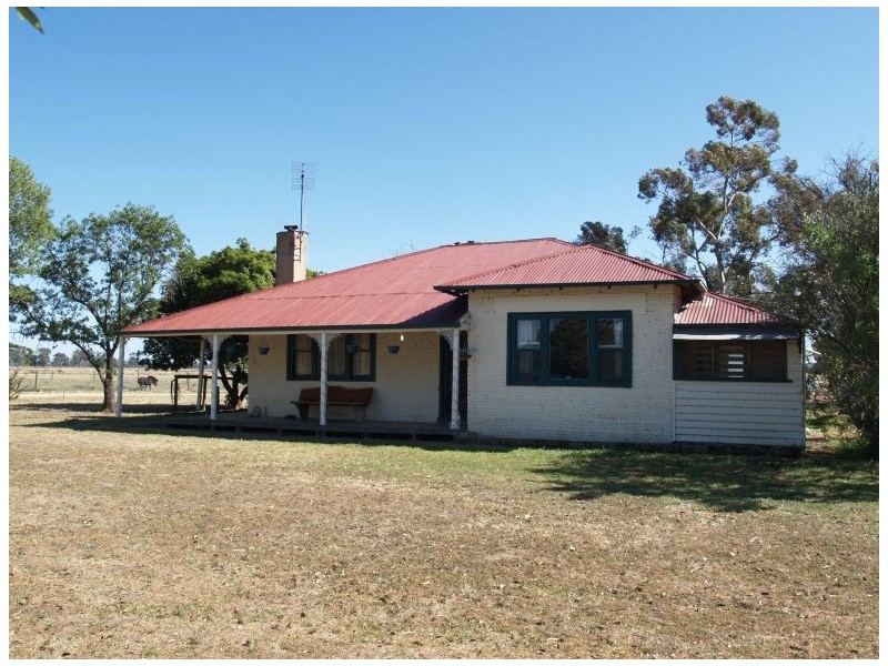 1057 Bearii East Road, Strathmerton VIC 3641