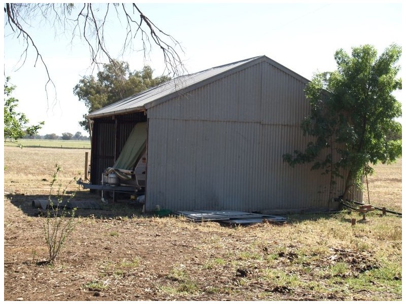 1057 Bearii East Road, Strathmerton VIC 3641