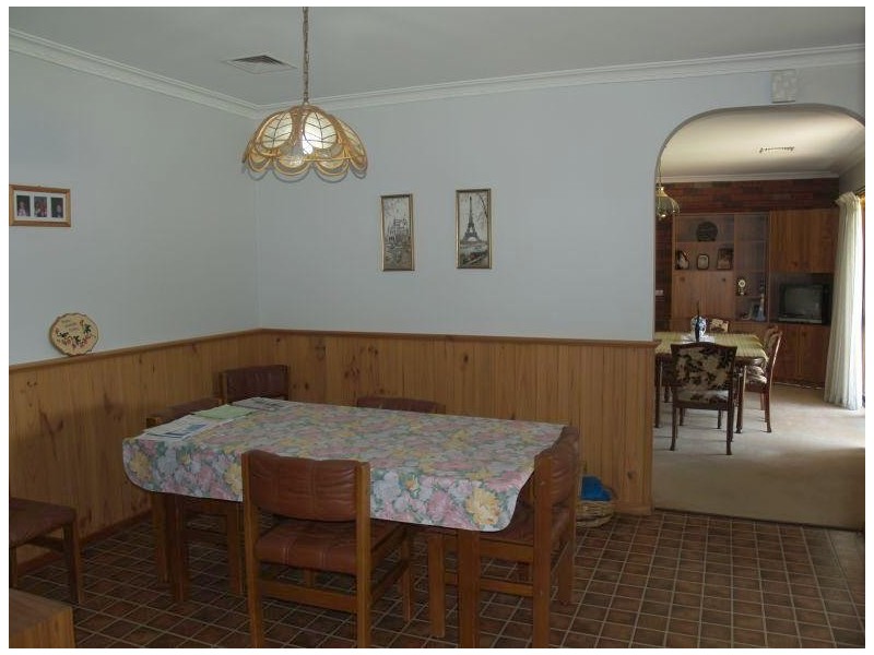 15 Wattle Drive, Numurkah VIC 3636