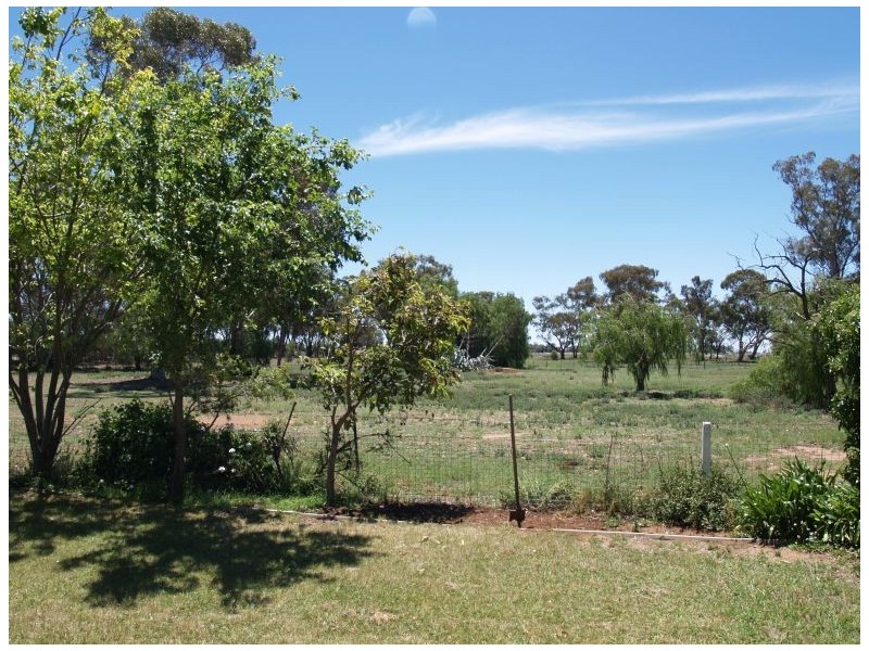498 Waaia-Bearii Road, Waaia VIC 3637