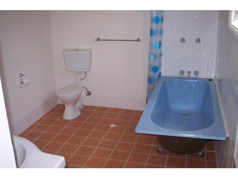 2 Martin Street, Tamworth NSW 2340