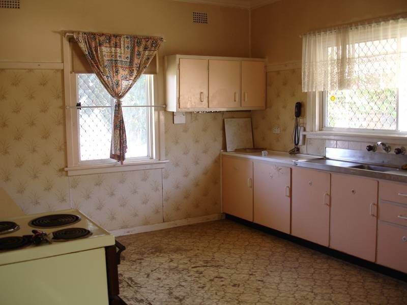 73 Robert Street, Tamworth NSW 2340