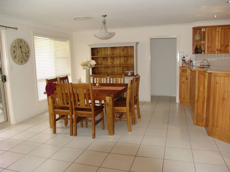 43 The Retreat, South, Tamworth NSW 2340