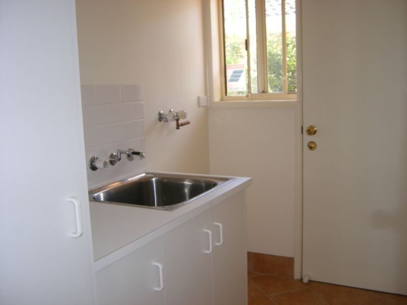 65 Greg Norman Drive,, Tamworth NSW 2340