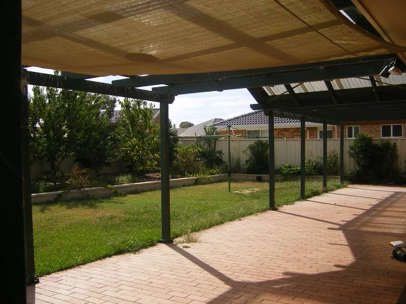 65 Greg Norman Drive,, Tamworth NSW 2340