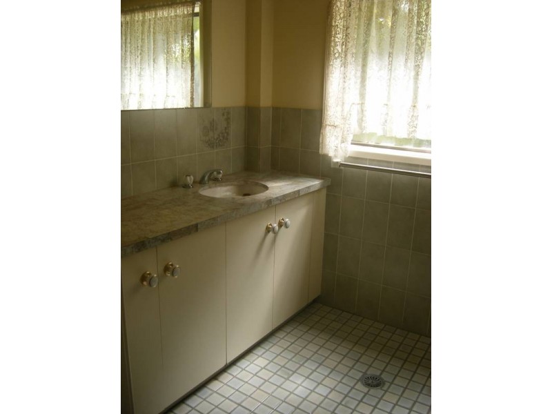 6 Poolya Ave, East, Tamworth NSW 2340