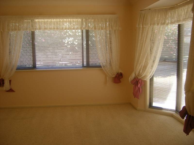 6 Poolya Ave, East, Tamworth NSW 2340