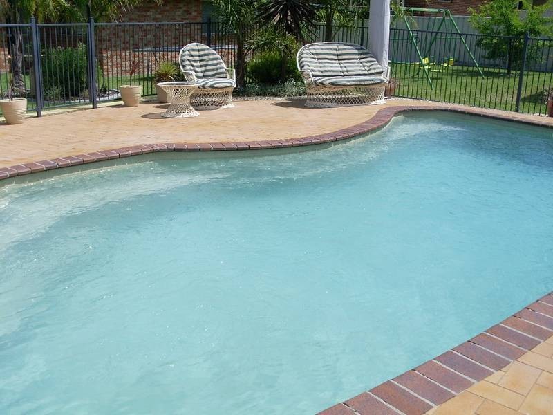 49 Warwick Rd, Tamworth NSW 2340