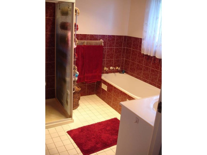 81 Glengarvin Drive, Tamworth NSW 2340