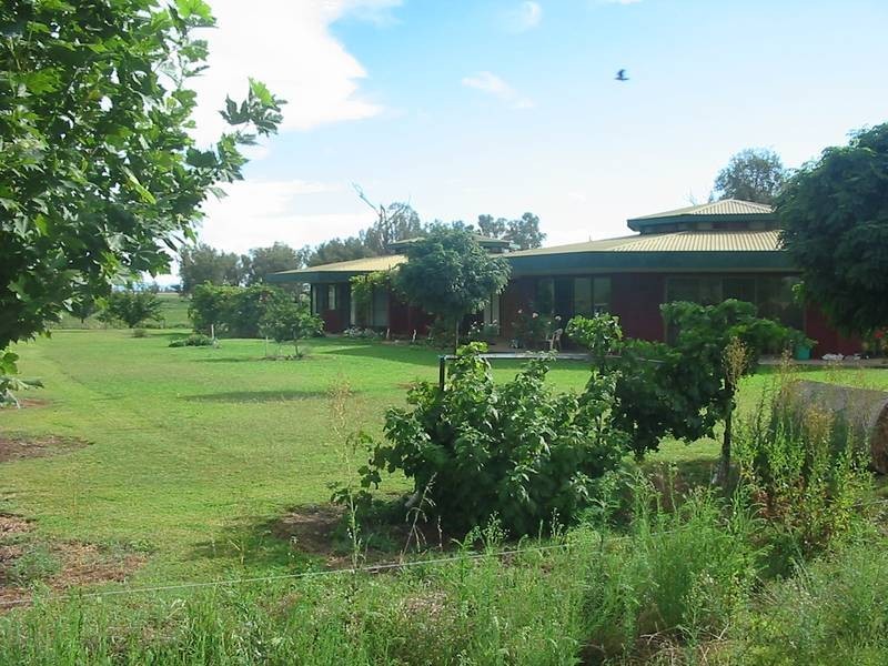 1351 Manilla Rd, Tamworth NSW 2340
