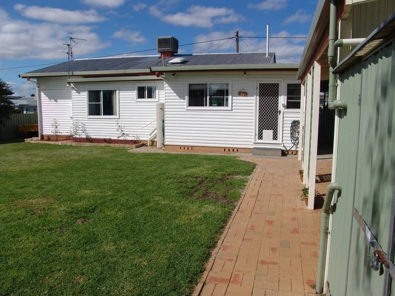 5 Terry Street, Tamworth NSW 2340