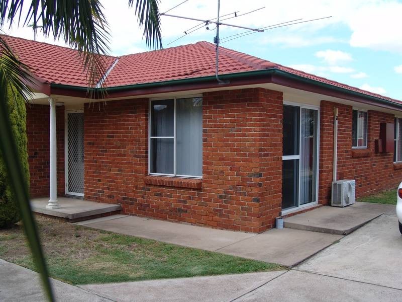 2/175 GOONOO GOONOO RD, Tamworth NSW 2340