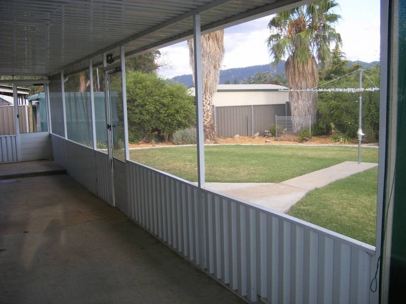 12 Carole Drive, Kootingal NSW 2352