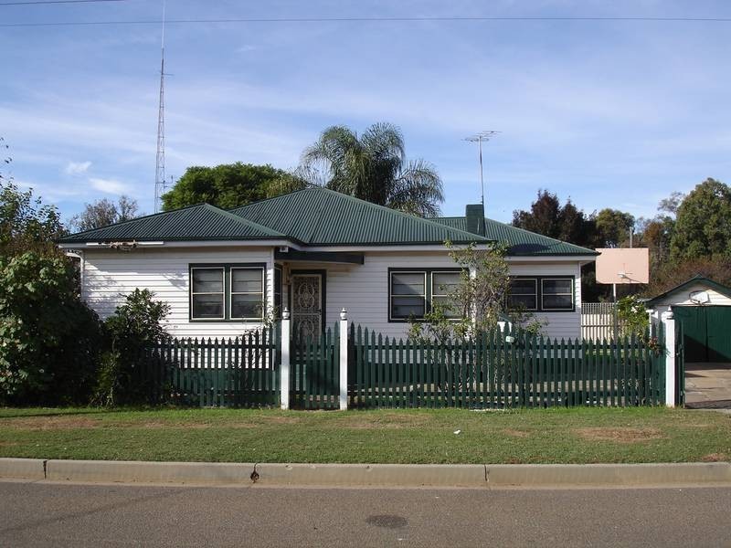 46 Gunnedah Road, Tamworth NSW 2340