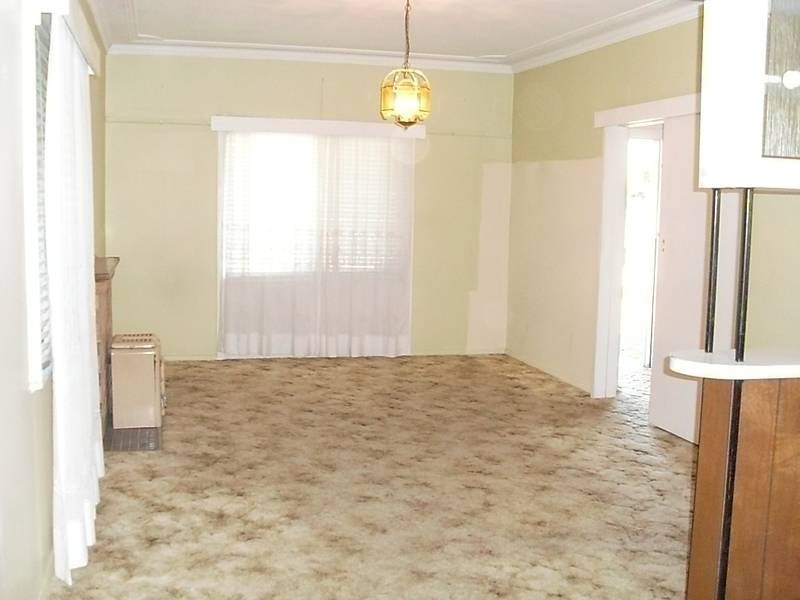 126 ROBERT STREET, Tamworth NSW 2340