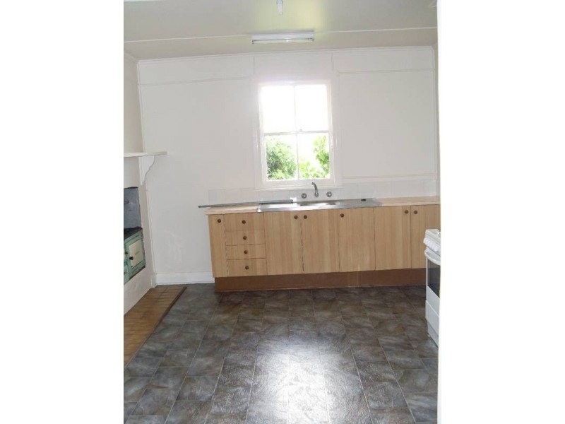 104 Caroline Street,, Bendemeer NSW 2355