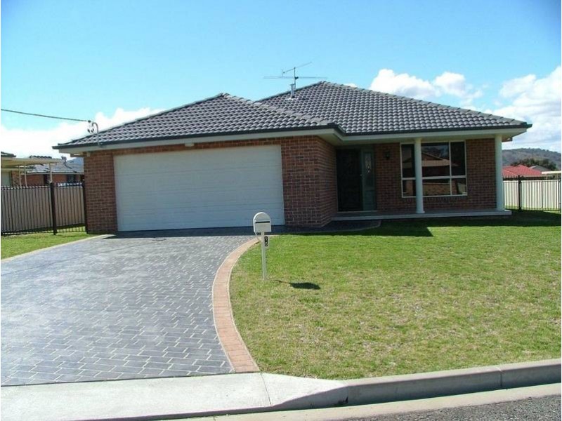 15 Garden Street, Kootingal NSW 2352