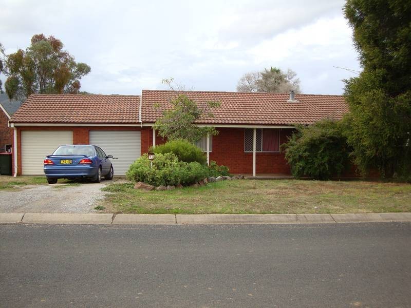 12 Harrier Parade, Tamworth NSW 2340
