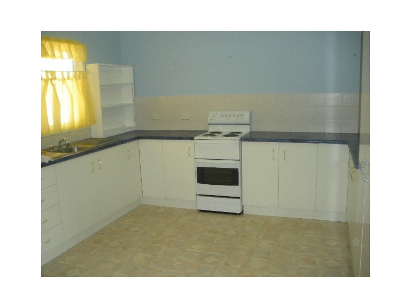 24 Leonora Street,, Kootingal NSW 2352