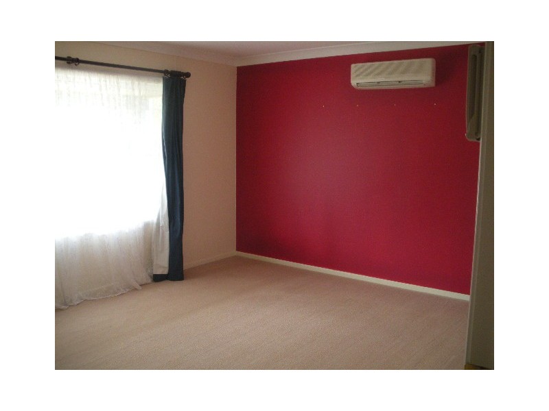 24 Leonora Street,, Kootingal NSW 2352