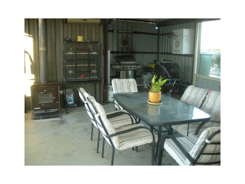 3 Neal Lane, Attunga NSW 2345