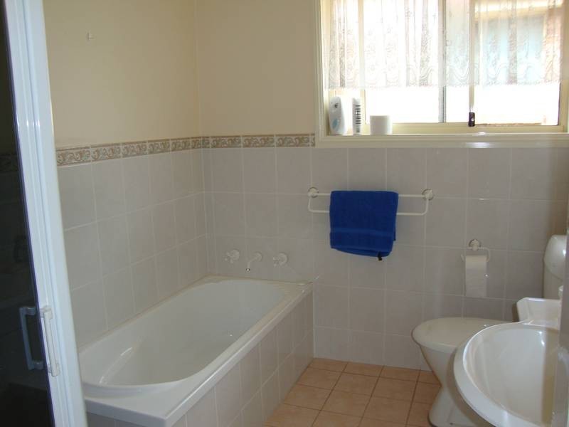 3/27 White street, Tamworth NSW 2340