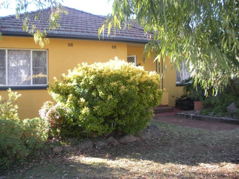 18 Mahony Ave, Tamworth NSW 2340