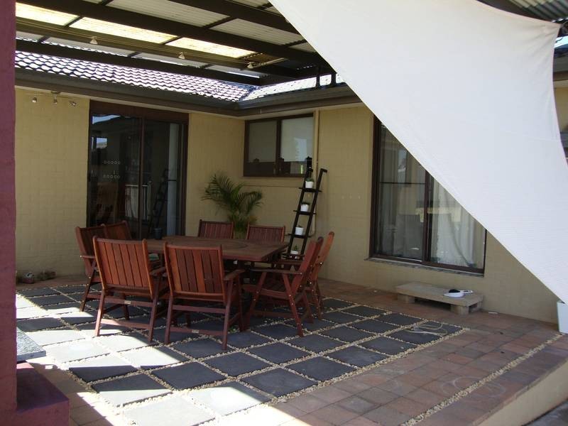 19 LEMON GUMS, Tamworth NSW 2340