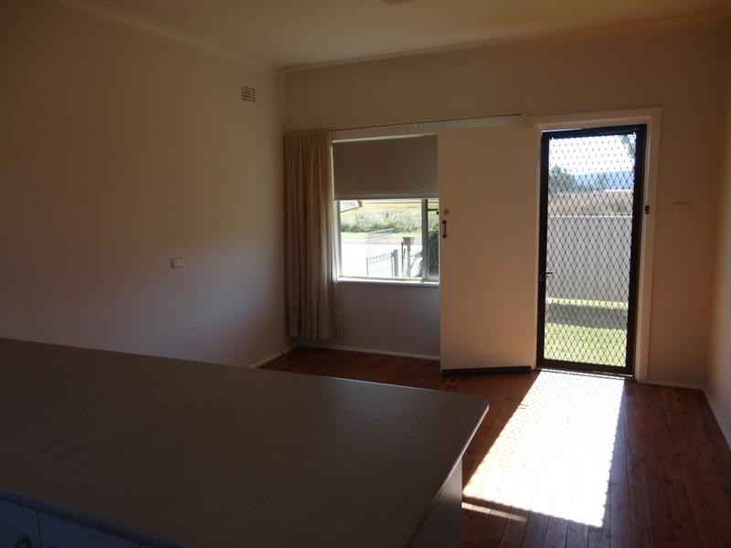 66 Showground Rd, West Tamworth NSW 2340