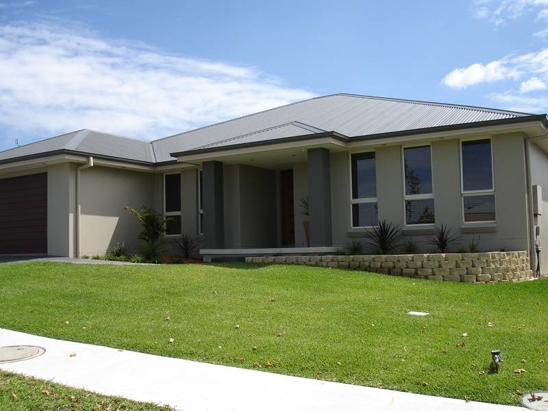 16 The Heights, Tamworth NSW 2340